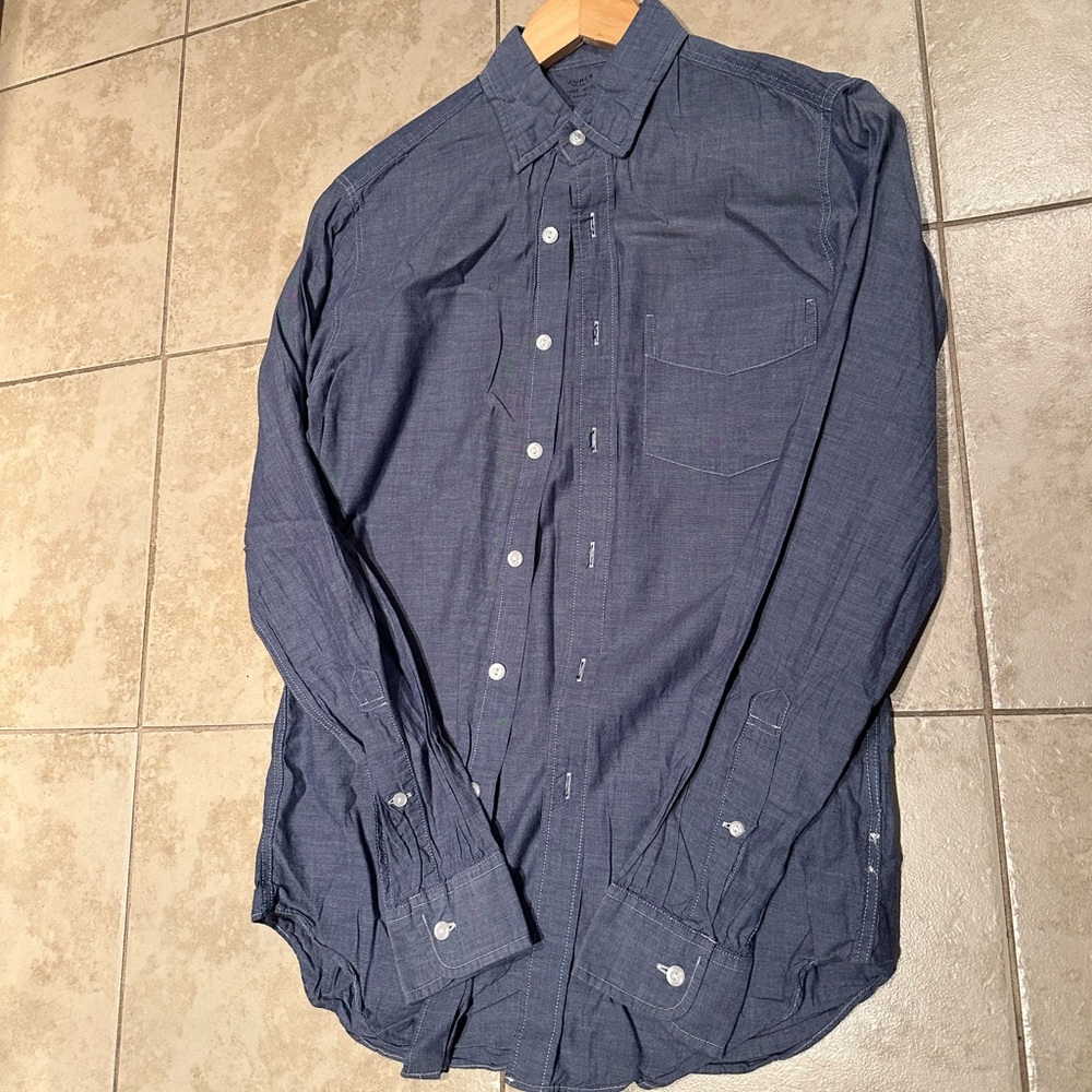 J. Crew Men’s Light Chambray Navy Casual Button Down